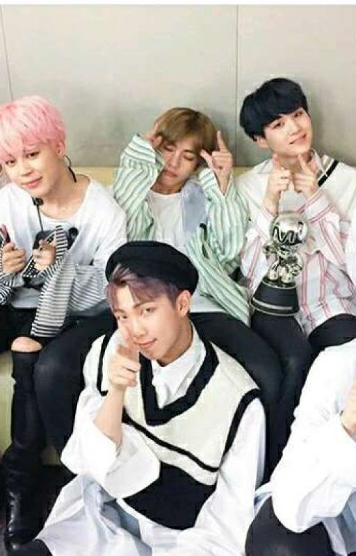 я дружу с BTS(я дружу с вампирами)
