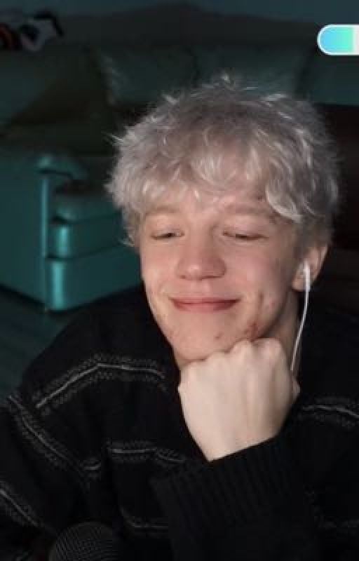 -хочу утонуть в твоих объятиях...-