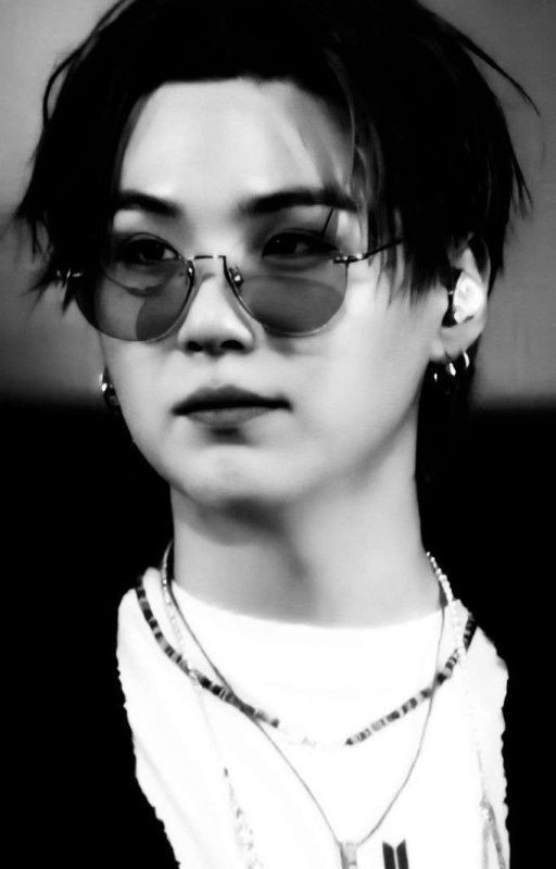 8 Участница BTS