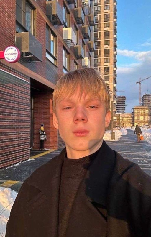 Я тебя как минимум люблю//Ярослав Могильников