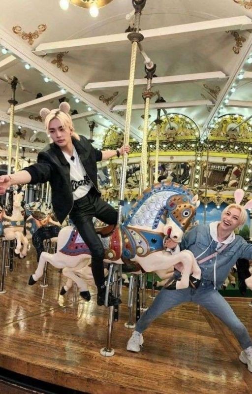 бывший сводный брат (Хёнликсы)
