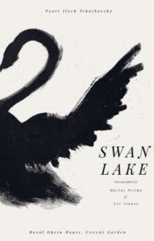 BLACK SWAN