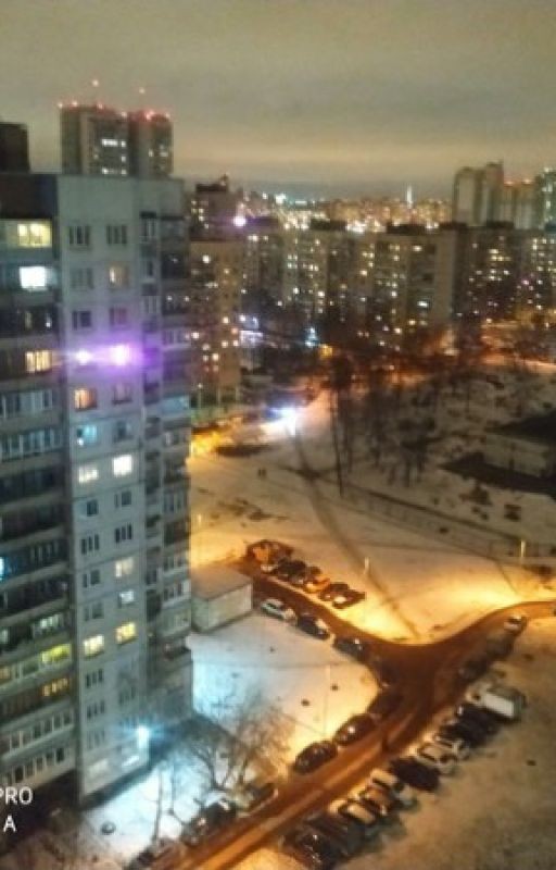 Повесть о мальчике из Питера и девушке с восточных краев