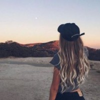 girl224561880