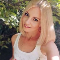 kristin-white