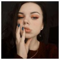 lina-on-the-moon